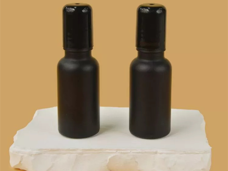 Come pulire le bottiglie di olio essenziale?
